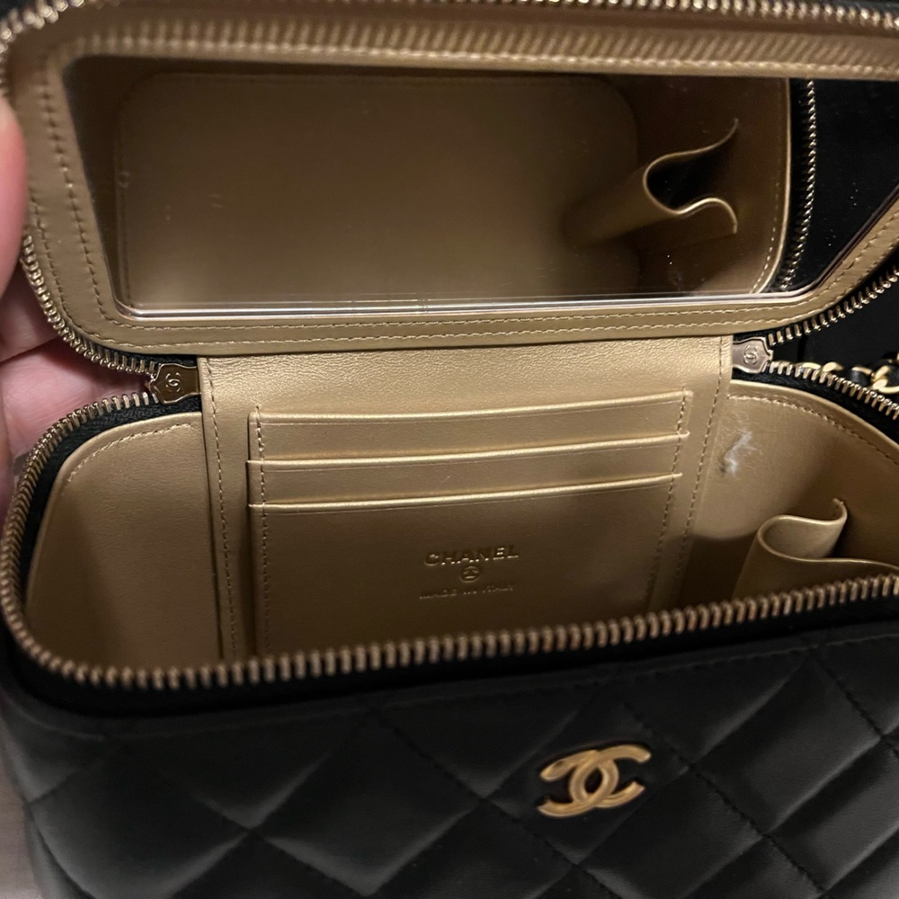 Chanel pearl crush vanity bag - Picture 5 of 7